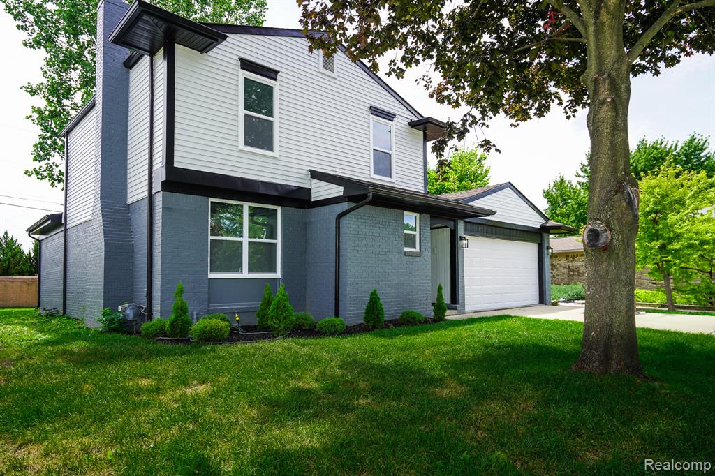 45293 Heatherwoode Lane, Macomb, MI 48044 — Photo 2