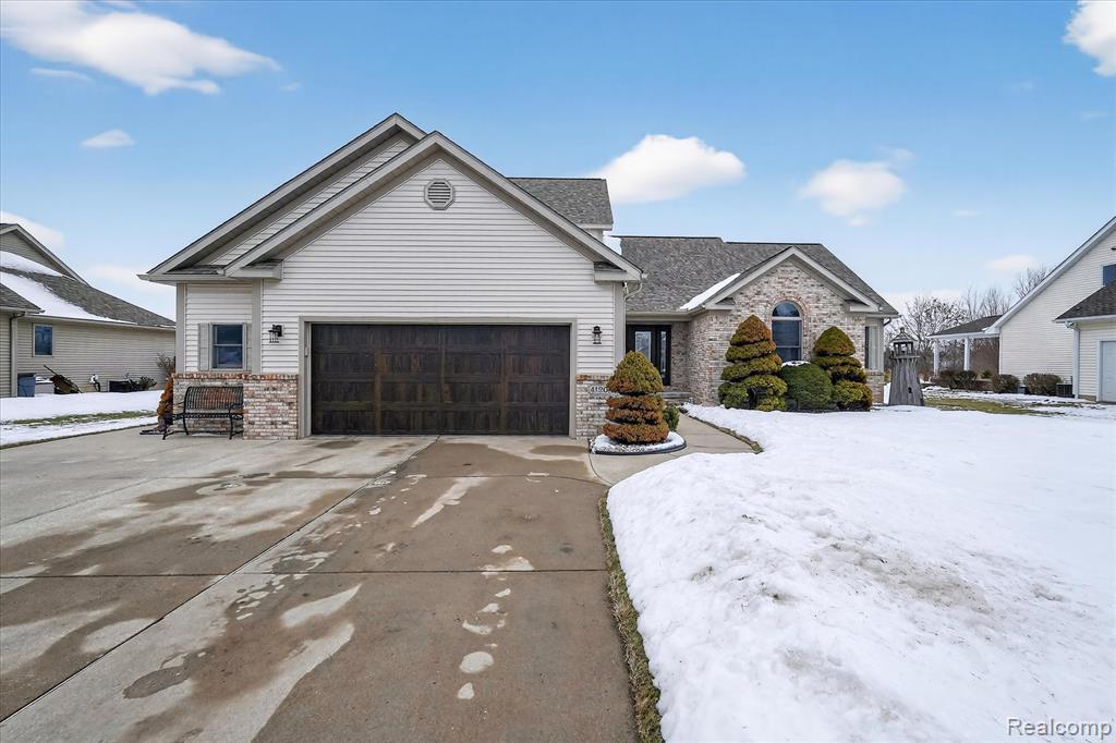 4120 Spring Hue Lane, Davison, MI 48423 — front exterior