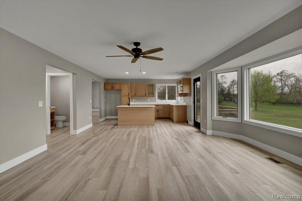 7341 Wood Pointe Drive, Almont, MI 48003 — Photo 19