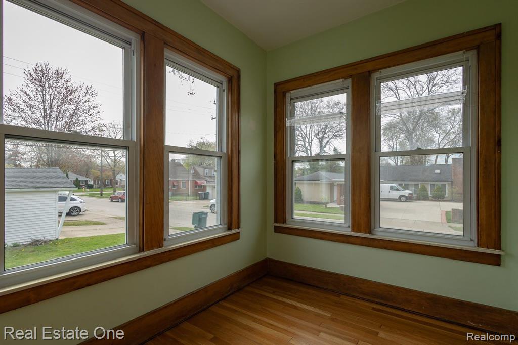 504 N GULLEY Road, Dearborn, MI 48128 — Photo 5