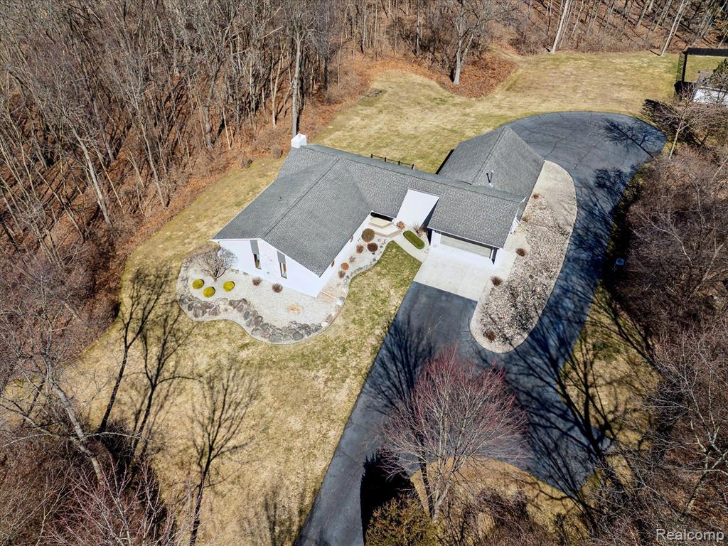 5074 CLARKSTON Road, Clarkston, MI 48348 — Photo 49