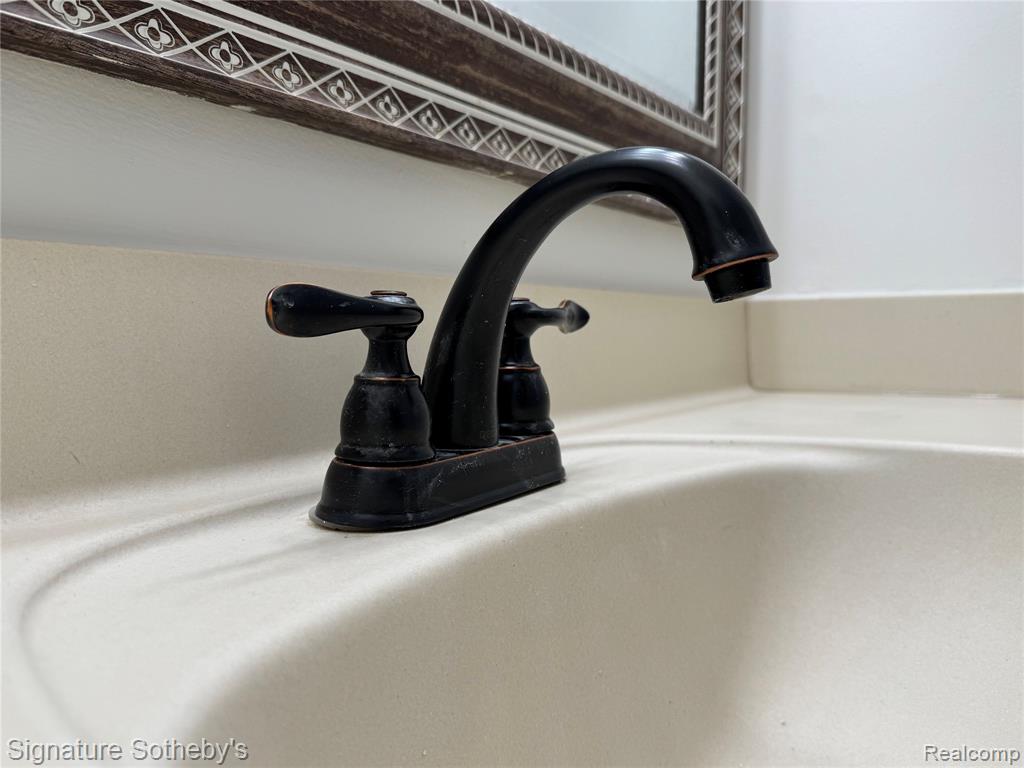 4138 Westover Drive, West Bloomfield, MI 48323 — Photo 19