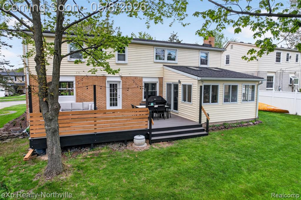 24168 Saint Mary Court, Farmington, MI 48336 — Photo 3