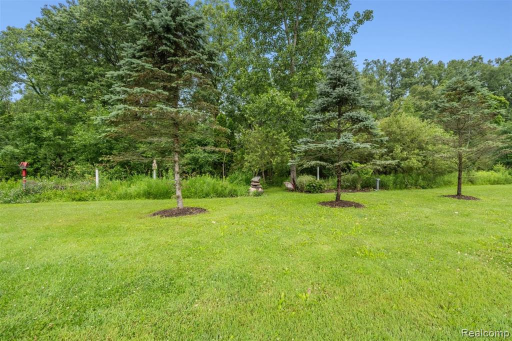 125 Olde Franklin Drive, Howell, MI 48855 — Photo 14