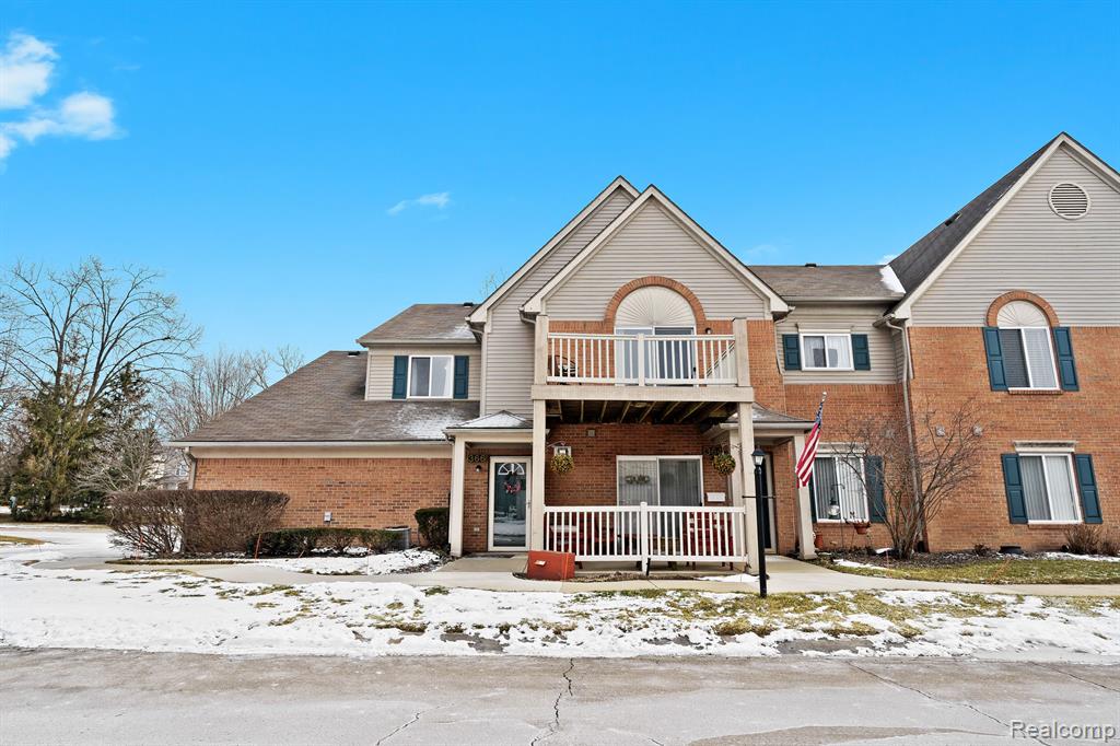 366 MARIGOLD Circle, Westland, MI — front exterior