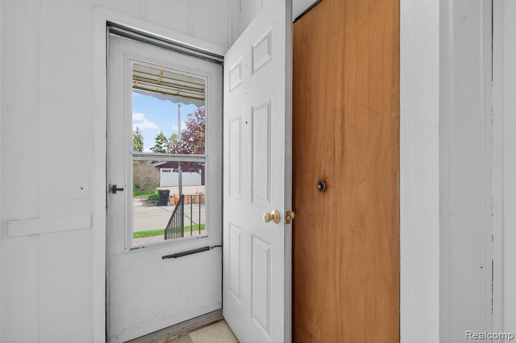 1070 1st Street, Wyandotte, MI 48192 — Photo 4