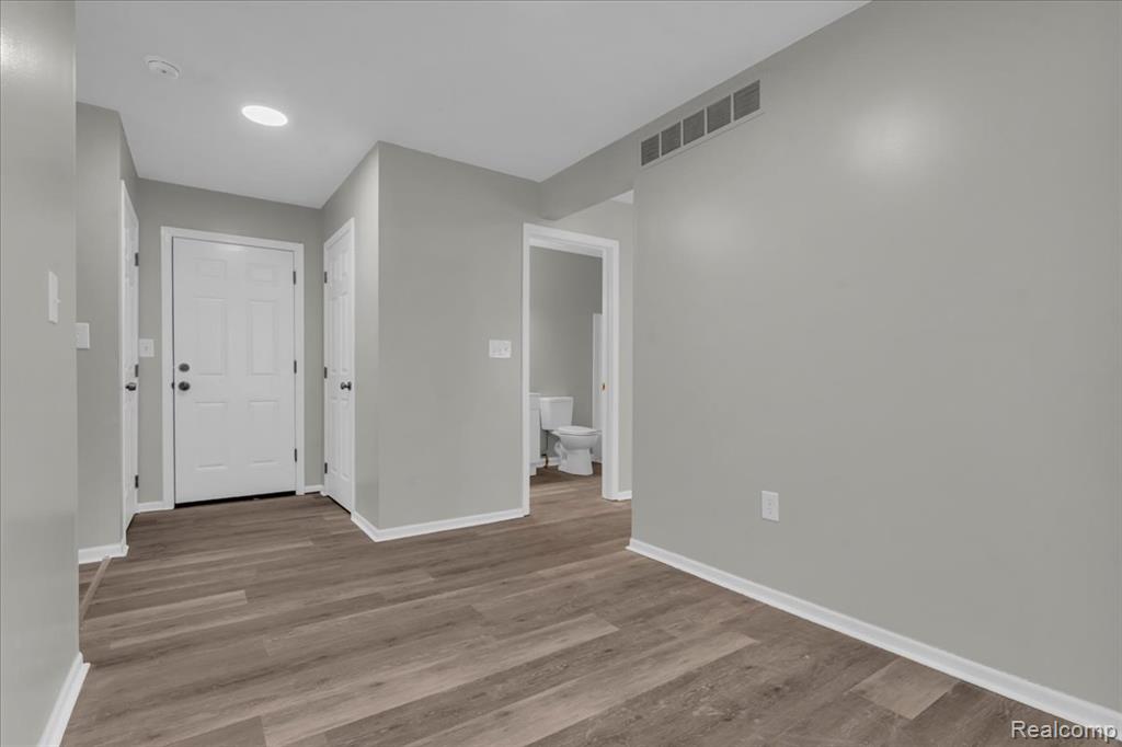 8247 Ellsworth Street, Detroit, MI 48238 — Photo 10