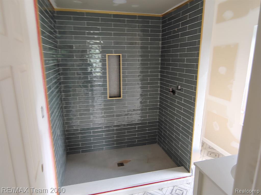 2492 Townsend Street, Detroit, MI 48214 — Photo 14