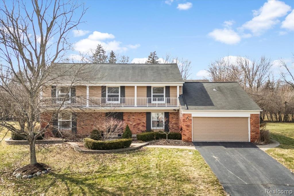 31065 Old Stage Road, Beverly Hills, MI 48025 — Photo 2