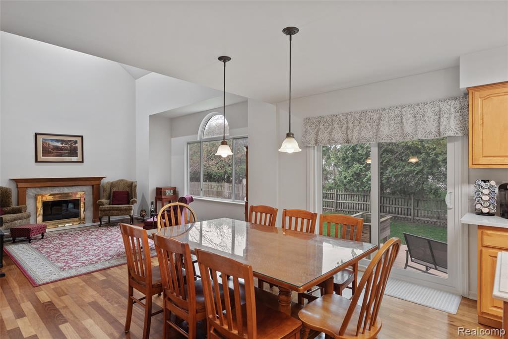 4325 Heatherstone Drive, Waterford, MI 48329 — Photo 13