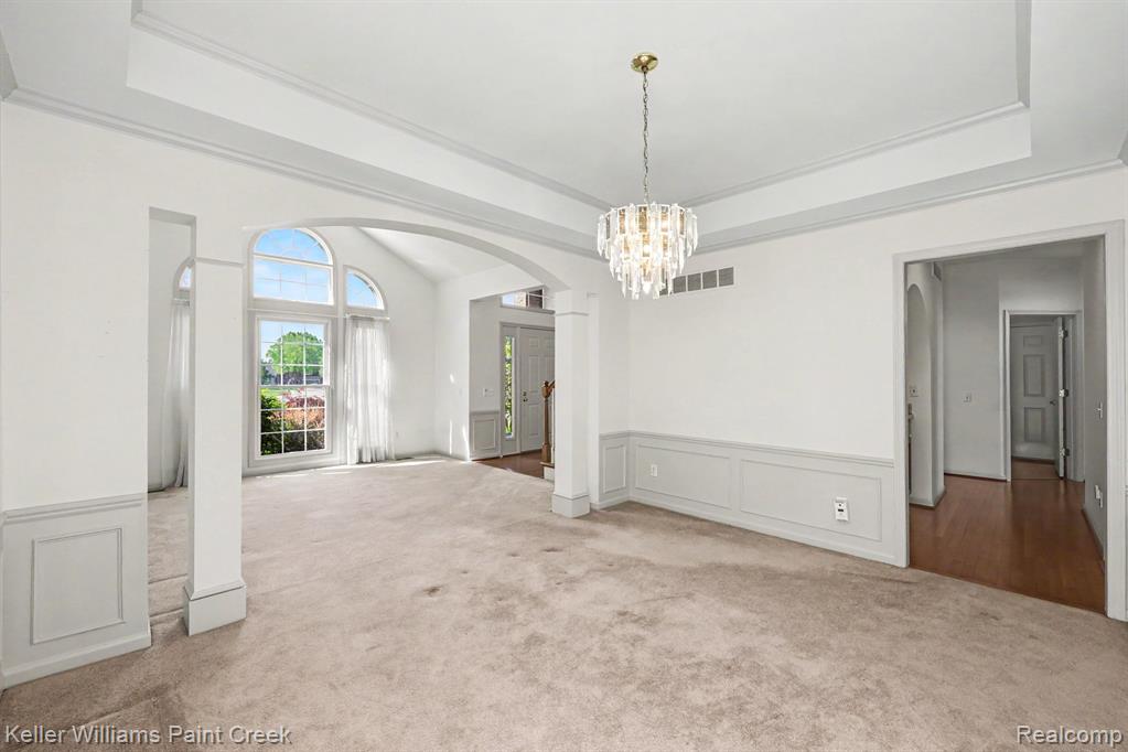 1432 Oakmont Court, Lake Orion, MI 48362 — Photo 5