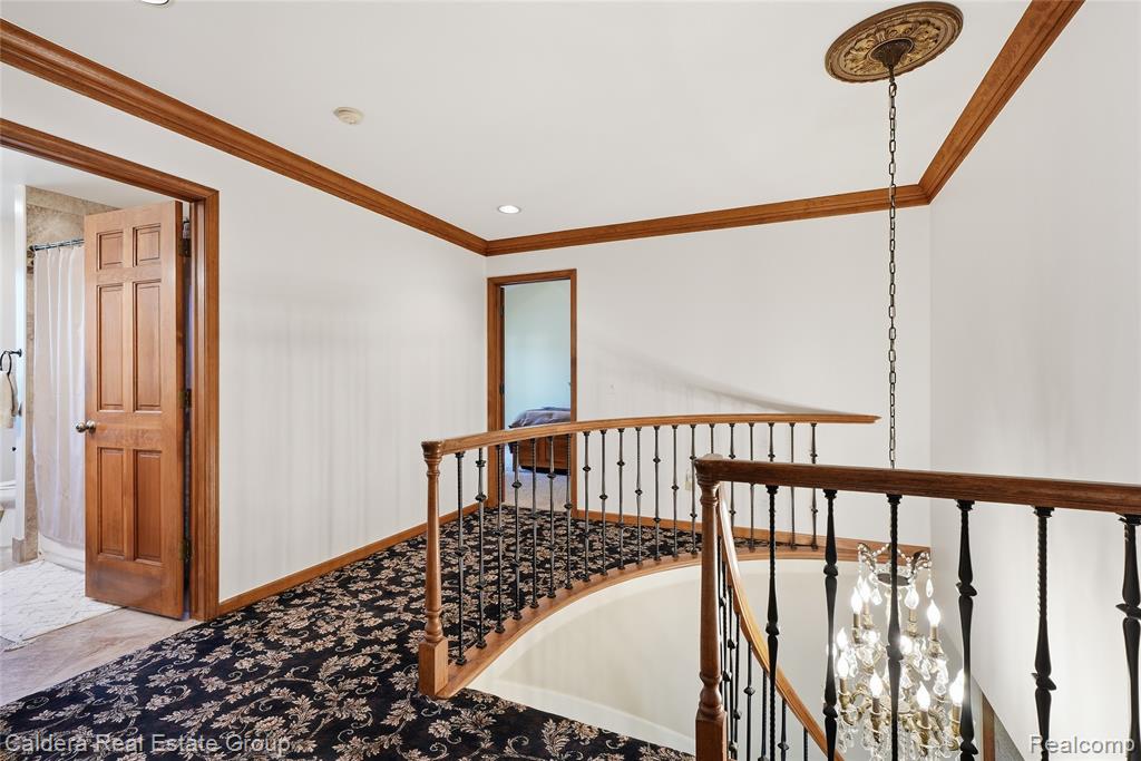 8915 Chestnut Run Drive, Utica, MI 48317 — Photo 30