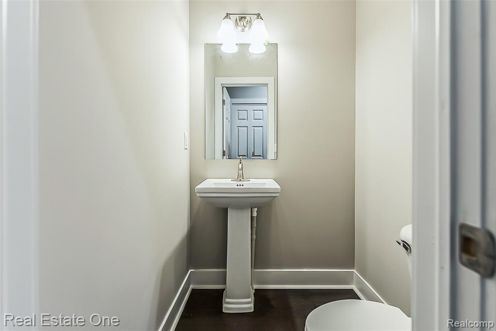 529 Indian Oaks Drive, Howell, MI 48843 — Photo 22