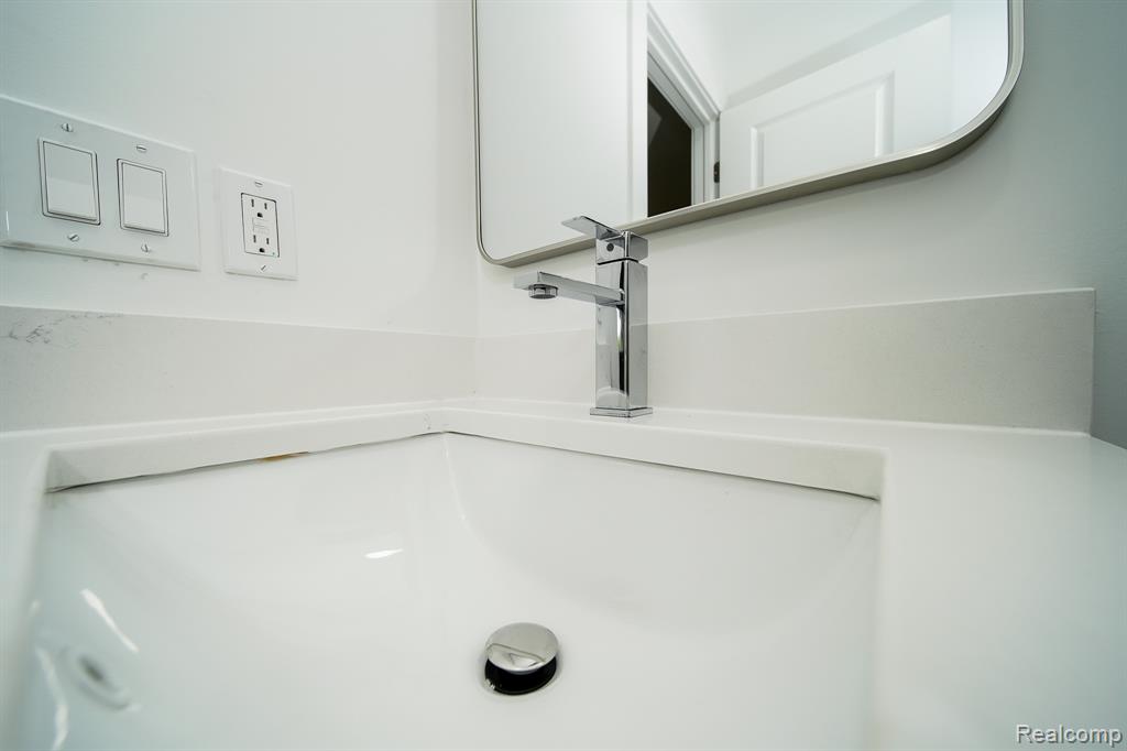 7382 Irongate Road, Canton, MI 48187 — Photo 55