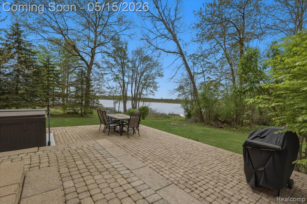 9148 Lakewood Drive, Whitmore Lake, MI 48189 — Photo 4