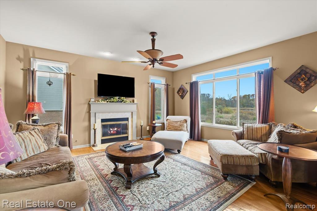 539 Olivia Drive, Milford, MI 48381 — Photo 15