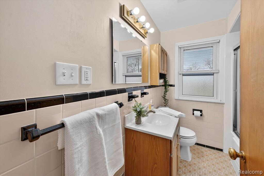 9619 Mayfield Street, Livonia, MI 48150 — Photo 22