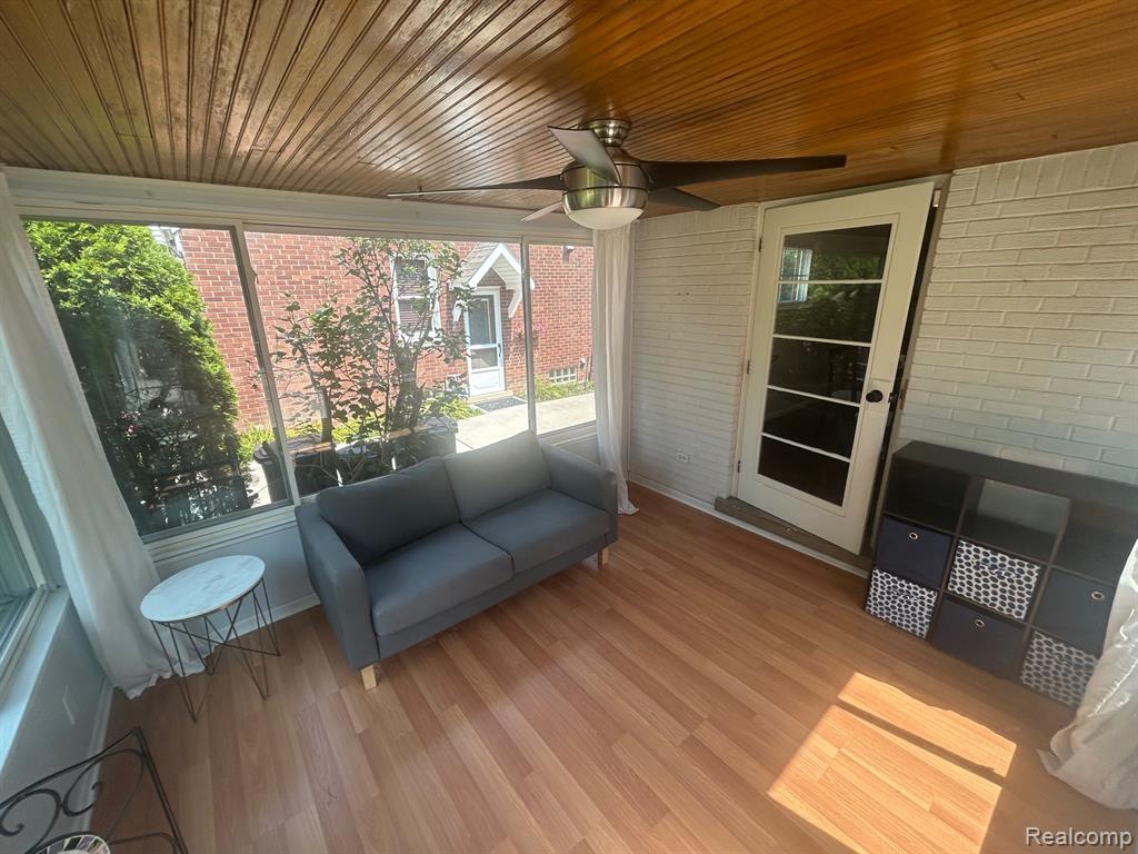 881 Lincoln Road, Grosse Pointe, MI 48230 — Photo 28