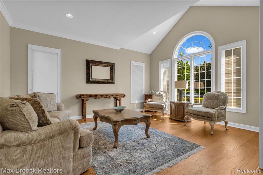 6324 Wildwood Lane, West Bloomfield, MI 48324 — Photo 5