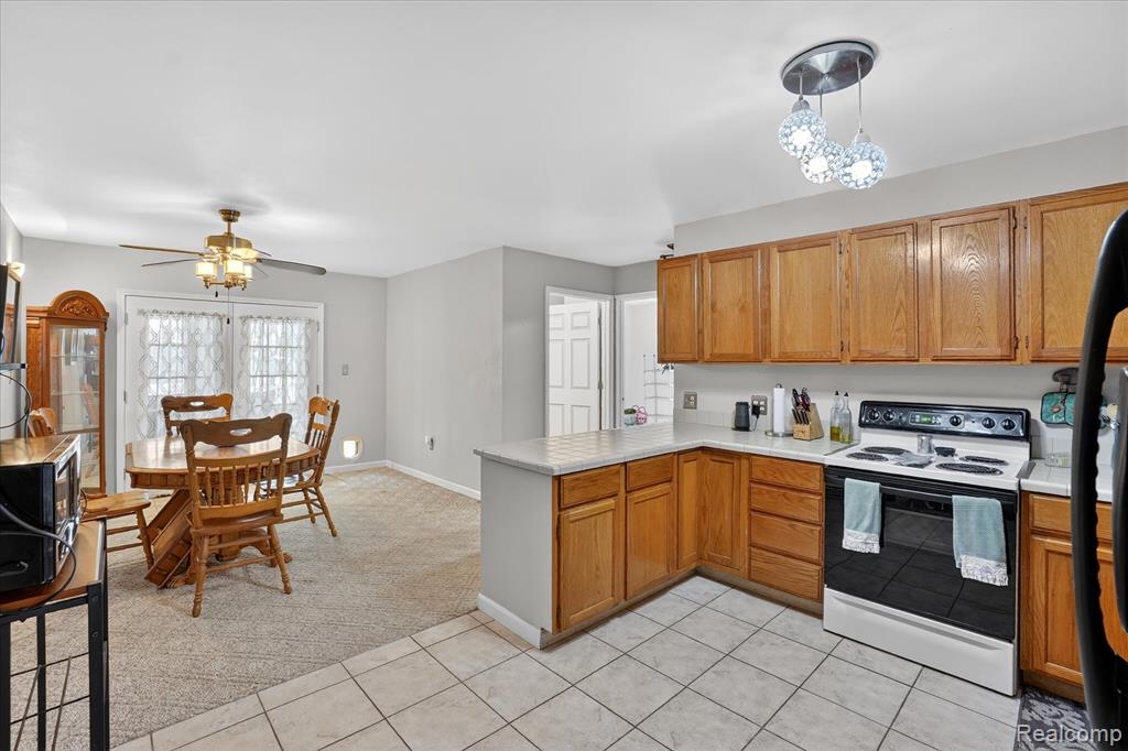 9102 N Genesee Road, Mount Morris, MI 48458 — Photo 11