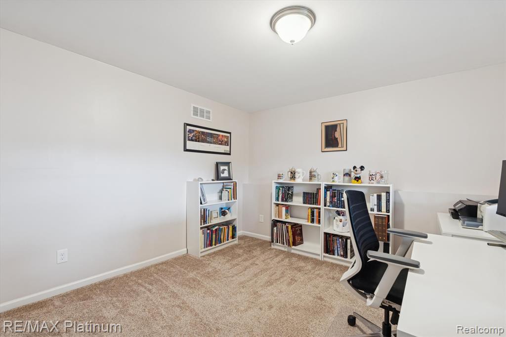 16519 Bedington Drive, Linden, MI 48451 — Photo 35