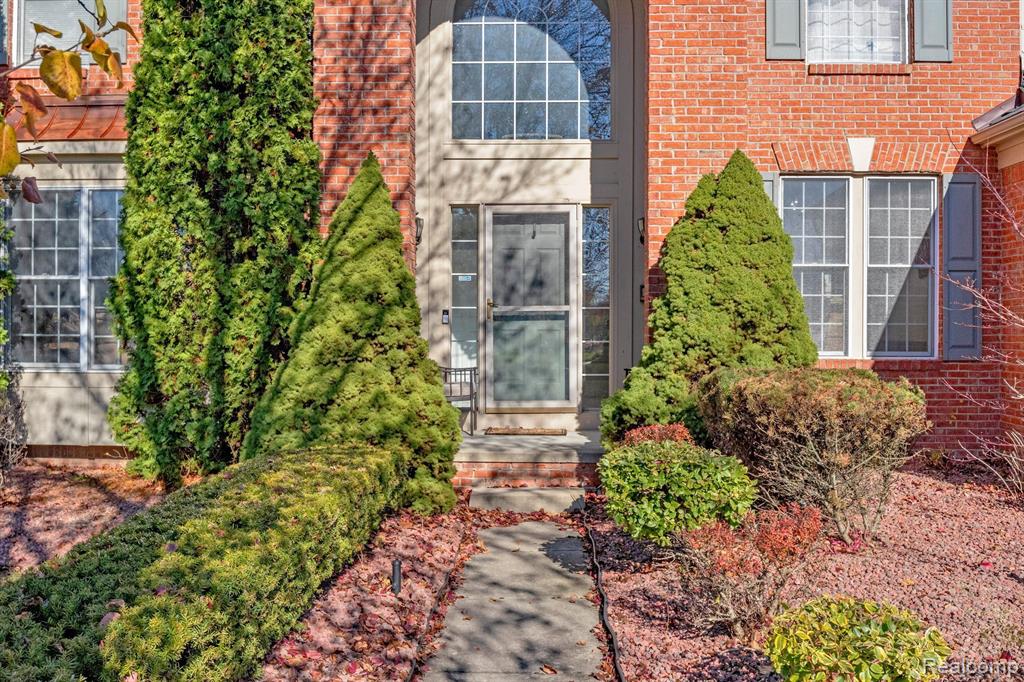 1549 MCLAINE Street, Canton, MI 48188 — Photo 2
