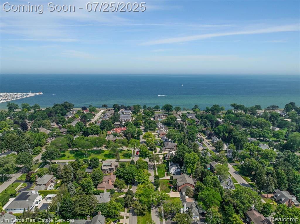 51 Lochmoor Boulevard, Grosse Pointe Shores, MI 48236 — Photo 52
