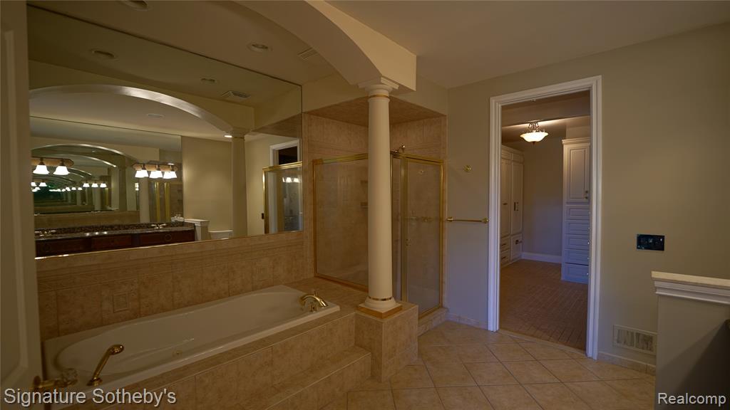 6608 ENCLAVE Drive, Clarkston, MI 48348 — Photo 15