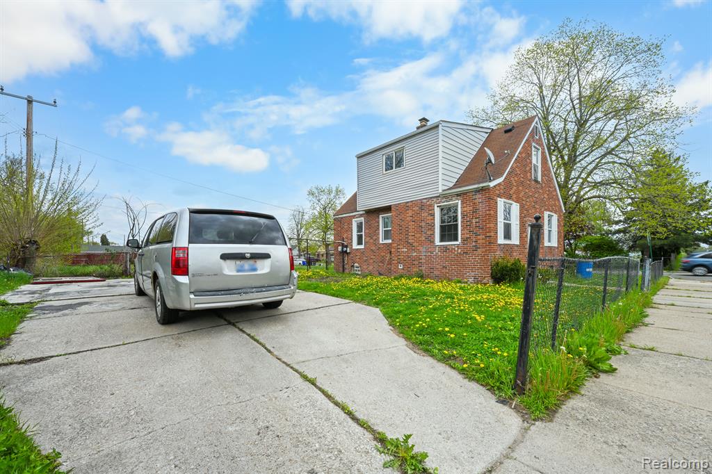 3454 S BEATRICE Street, Detroit, MI 48217 — Photo 4