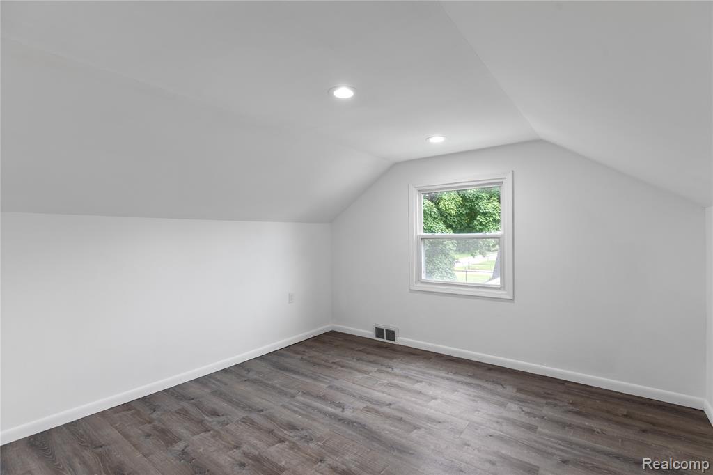 885 Hawthorne Avenue, Ypsilanti, MI 48198 — Photo 18