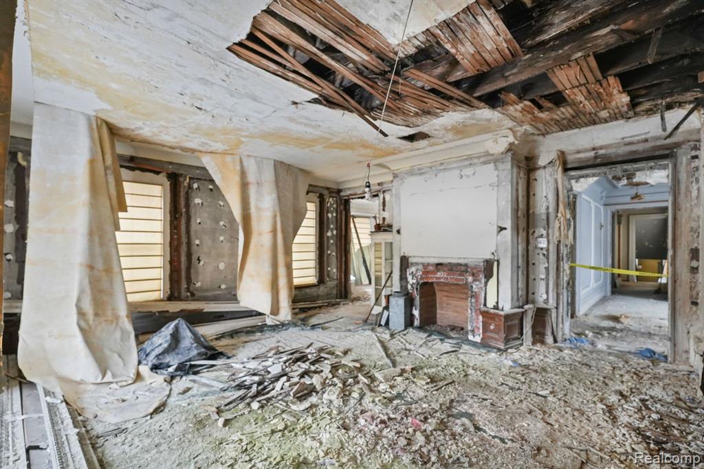649 VAN DYKE Street, Detroit, MI 48214 — Photo 66
