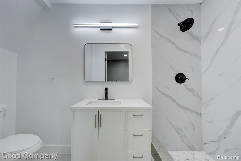 9578 Oakland Street, Detroit, MI 48211 — Photo 35