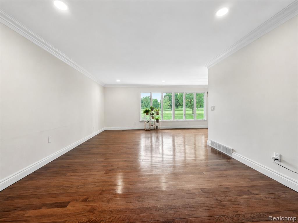 1330 Meadow Green Lane, Linden, MI 48451 — Photo 17