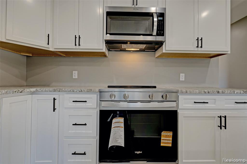 3092 Groveland Road, Ortonville, MI 48462 — Photo 15