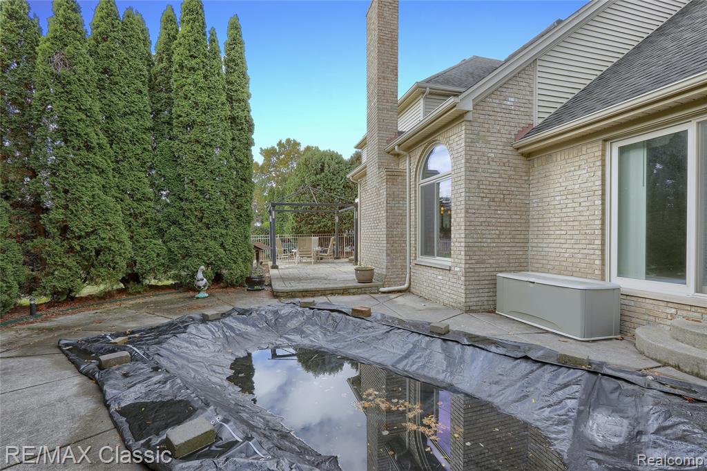43274 Hillsboro Drive, Clinton Twp, MI 48038 — Photo 38