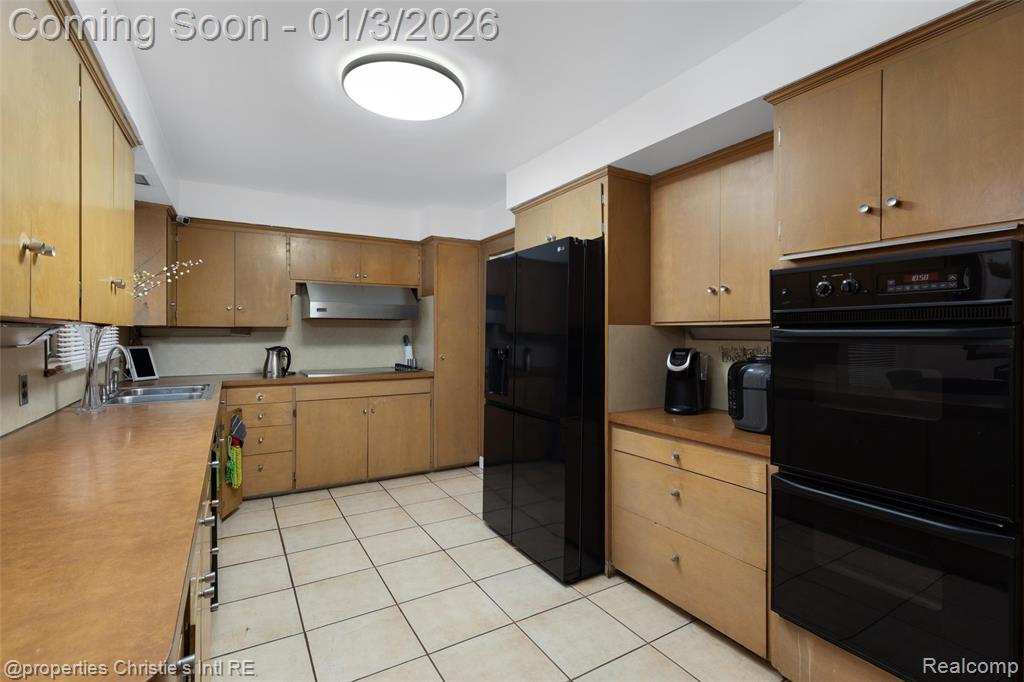 19385 Renfrew Road, Detroit, MI 48221 — Photo 14