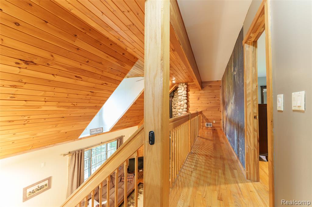 2500 E Jones Road, Howell, MI 48855 — Photo 16