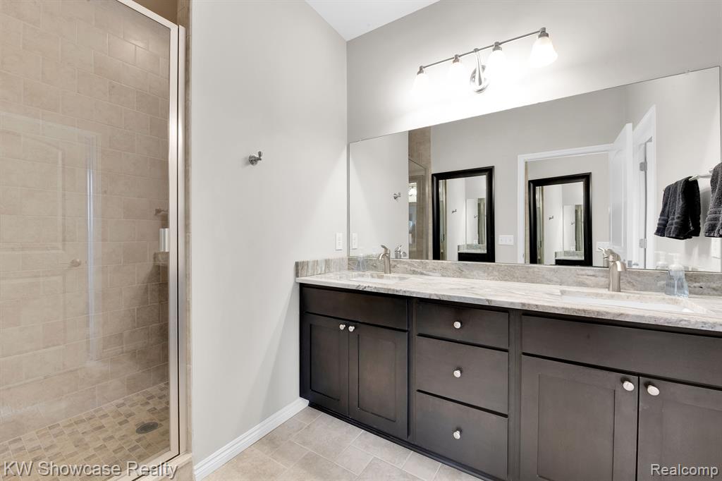 4276 TAGGETT LAKE Drive, Highland, MI — Photo 24