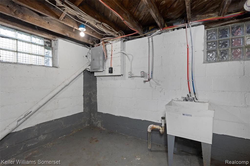 9204 Wayburn Street, Detroit, MI 48224 — Photo 21