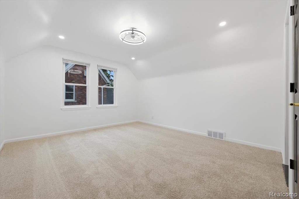 15376 Gilchrist Street, Detroit, MI 48227 — Photo 13