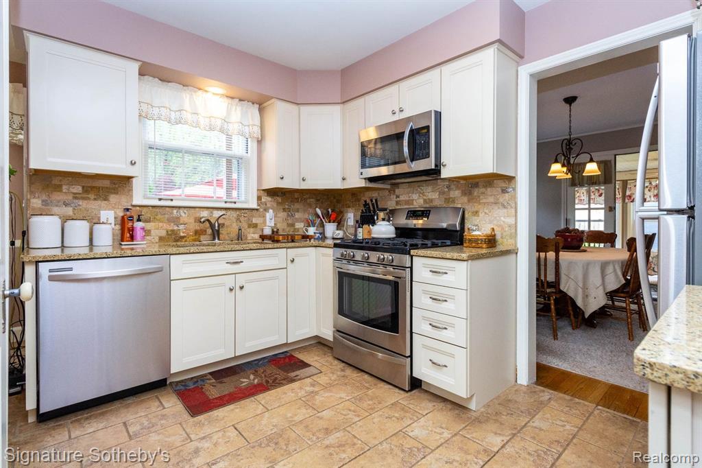 3629 Cumberland Road, Berkley, MI 48072 — Photo 12