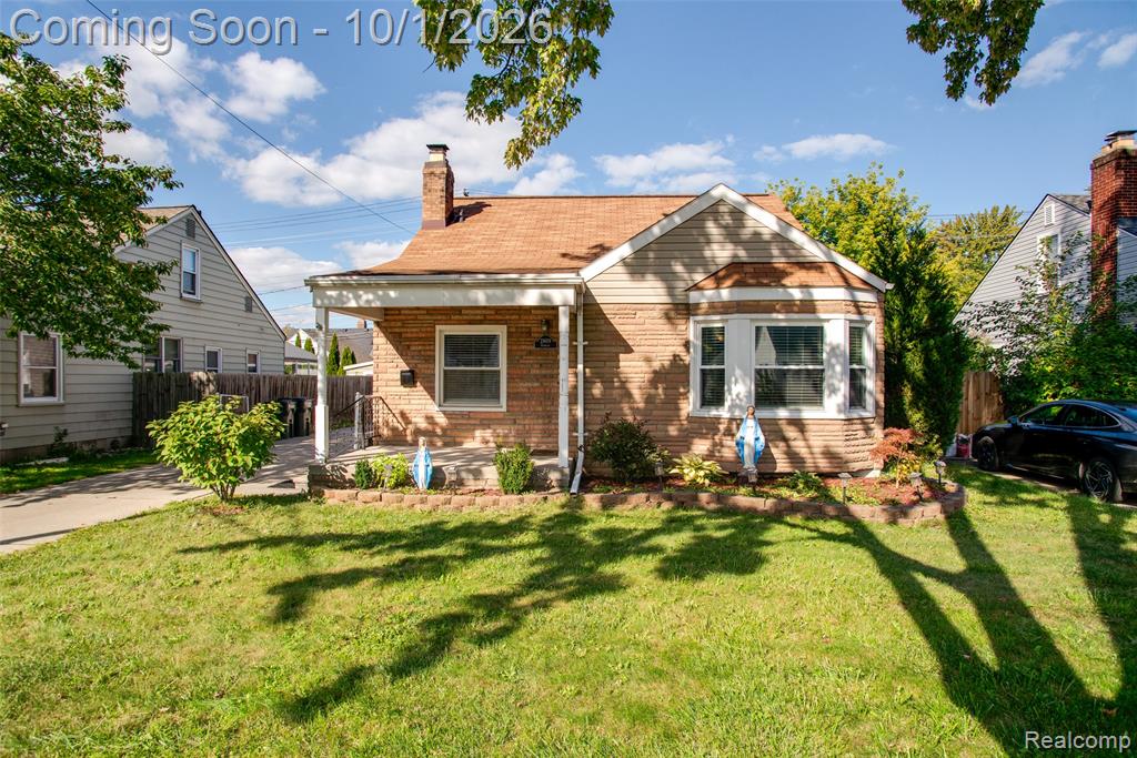 21609 Gaukler Street, Saint Clair Shores, MI 48080