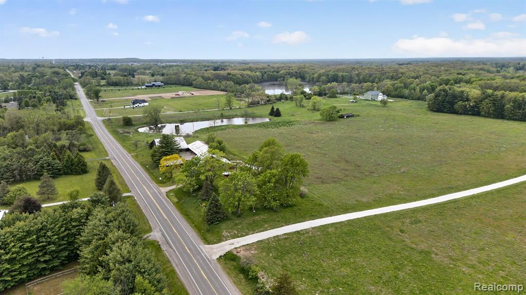 8103 Baldwin Road, Goodrich Vlg, MI — Photo 25