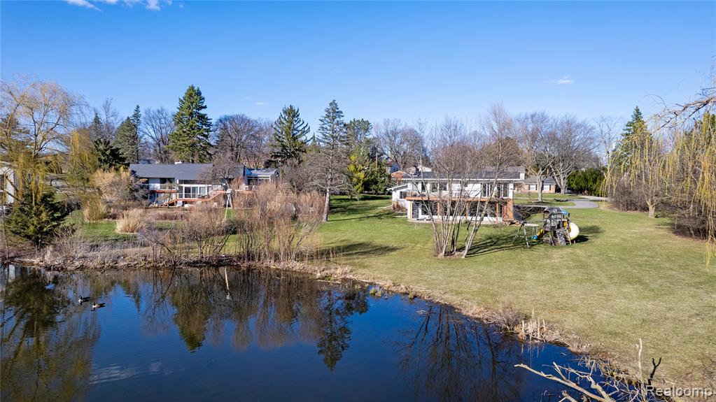 4274 WENDELL Road, West Bloomfield, MI 48323 — Photo 9