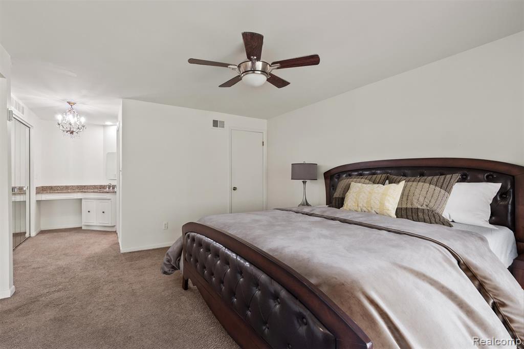 7114 Pebble Park Drive, West Bloomfield, MI — Photo 17