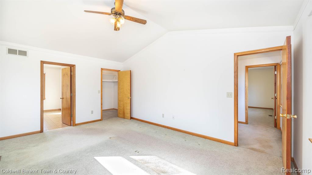 5427 OAK GROVE Road, Howell, MI 48855 — Photo 29
