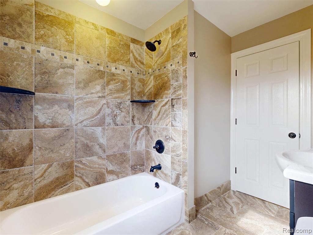 4469 W Coldwater Road, Flint, MI 48504 — Photo 38