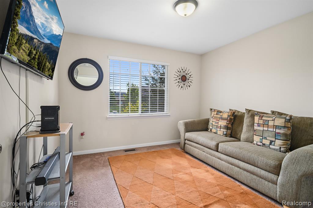 24353 BROMPTON Way, South Lyon, MI 48178 — Photo 36