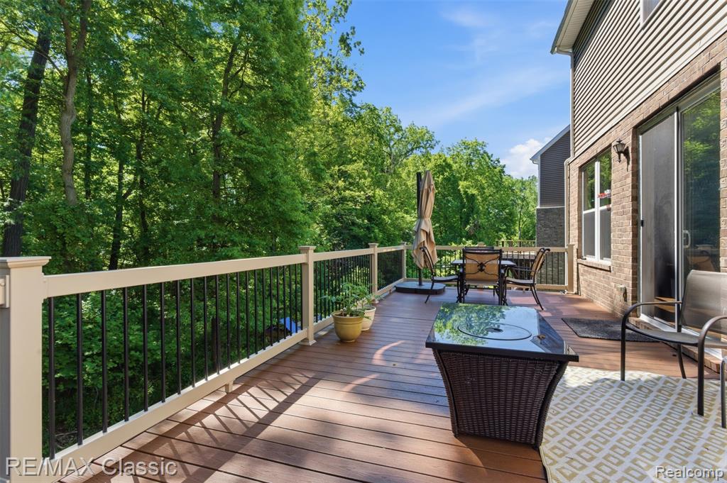 7946 Russell Drive, Westland, MI — Photo 14