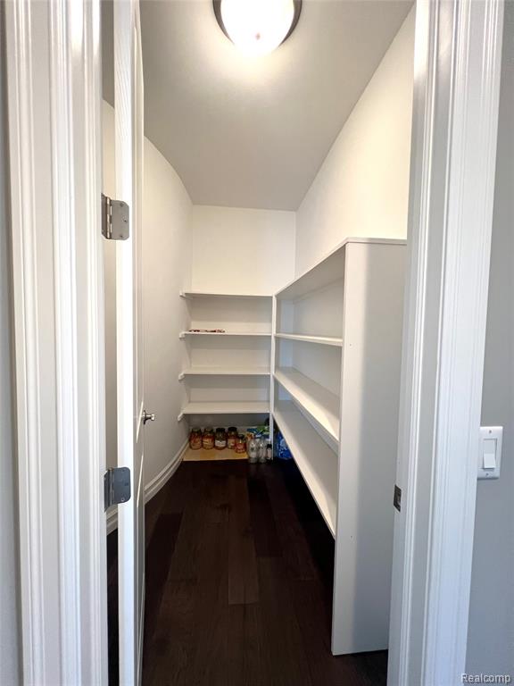 8193 N Pointe Court, Canton, MI 48187 — Photo 15